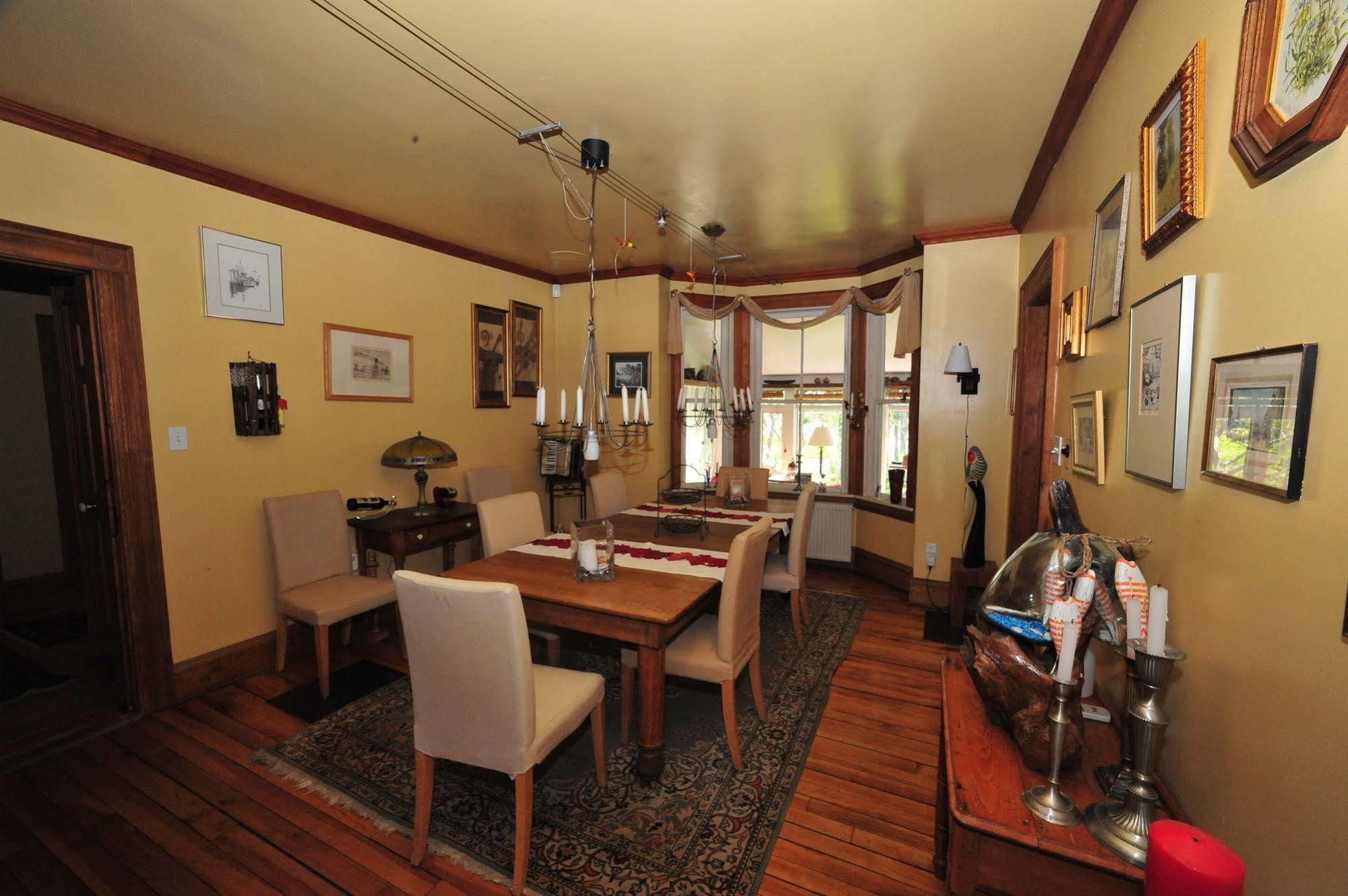 Little Shemogue Inn Ngoại thất bức ảnh